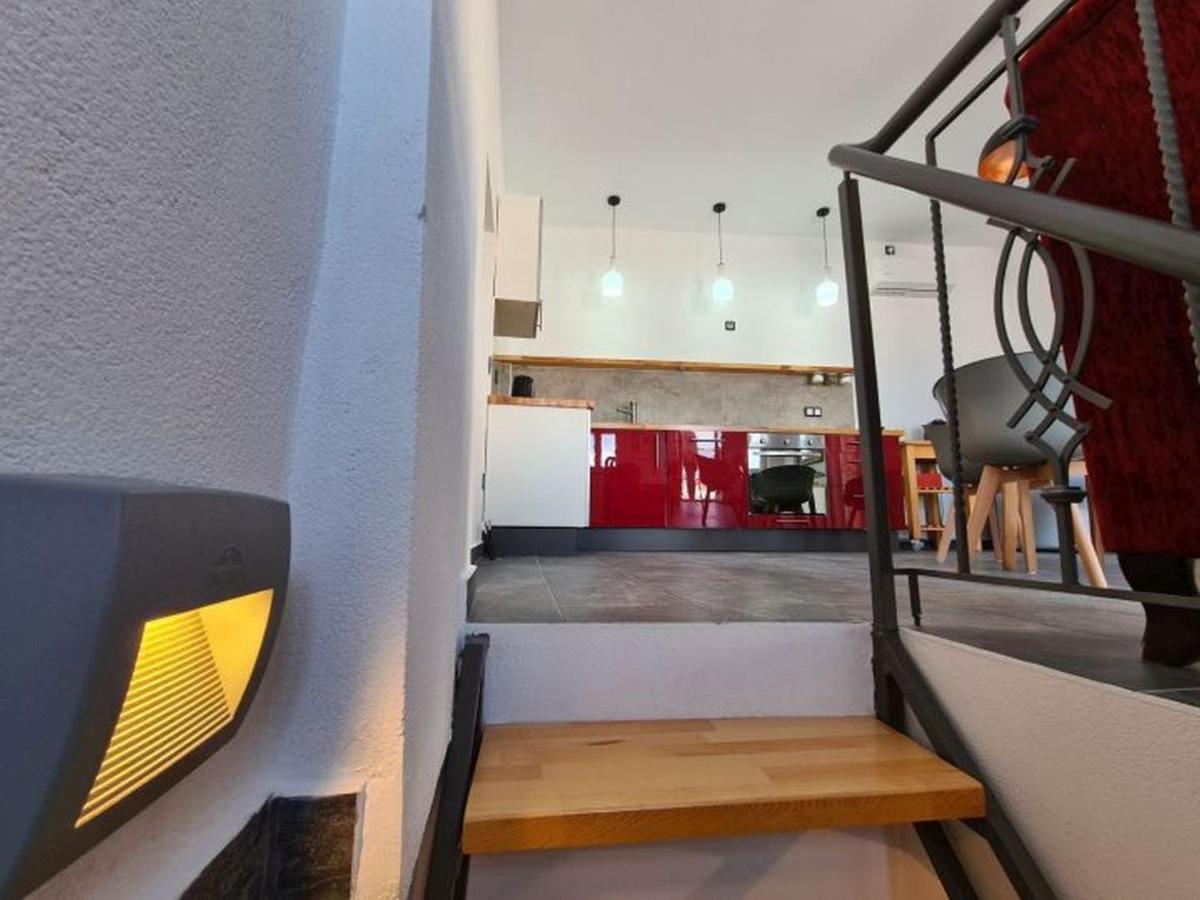 Gythio Townhouse Apartment Bagian luar foto