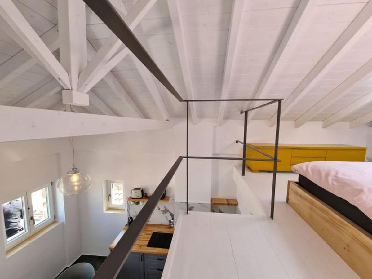 Gythio Townhouse Apartment Bagian luar foto