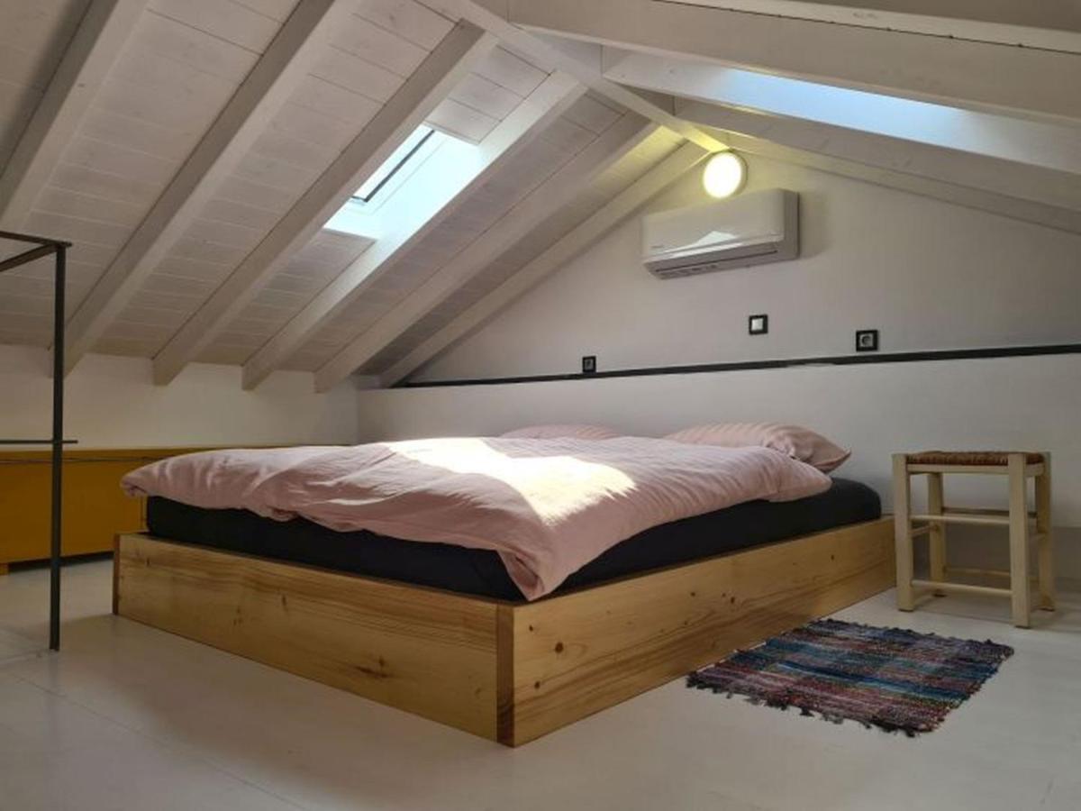 Gythio Townhouse Apartment Bagian luar foto