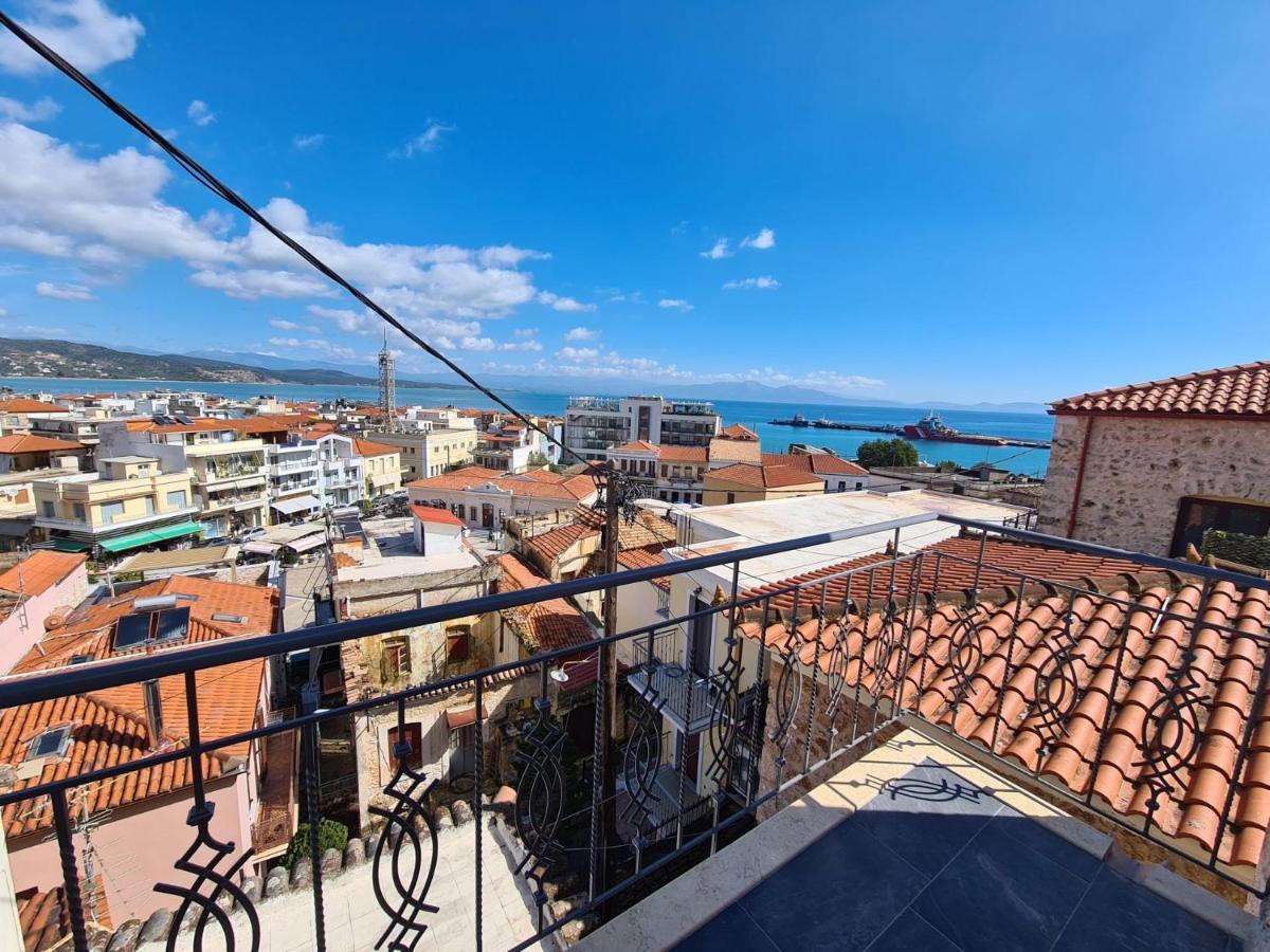 Gythio Townhouse Apartment Bagian luar foto