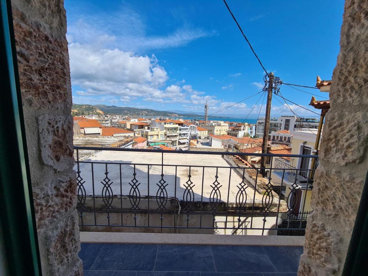 Gythio Townhouse Apartment Bagian luar foto